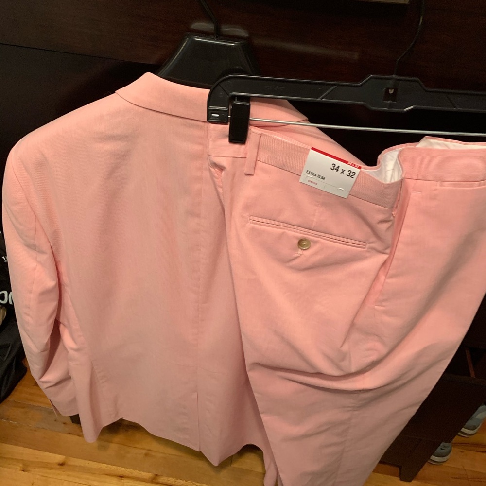 Pink extra slim express suit